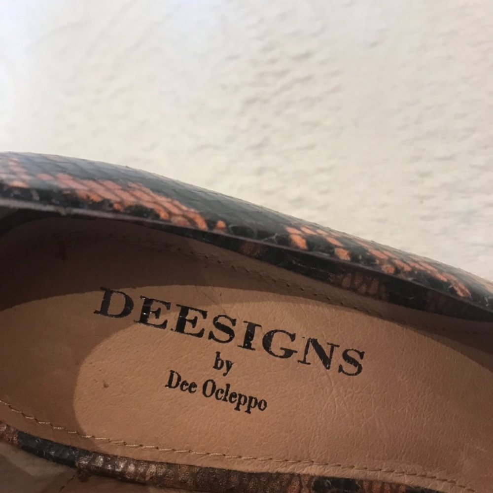 Dee Ocleppo Python Pumps - Picture 3 of 5